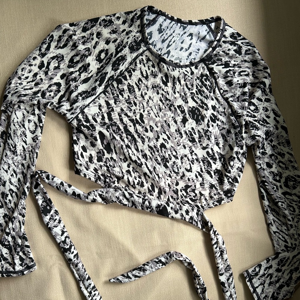 All in Motion swim cropped rash guard